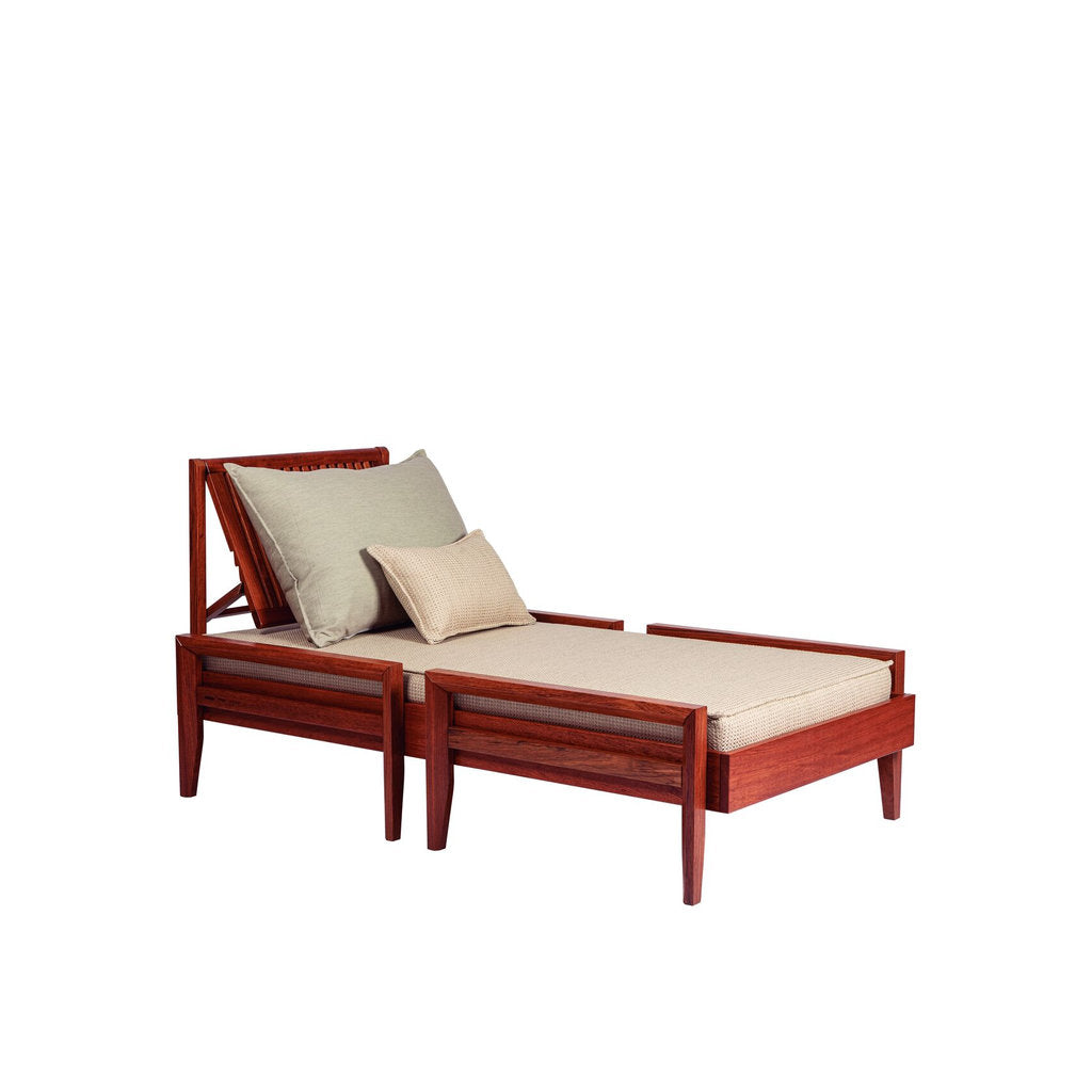 Chaise Tramontina Mood em madeira Jatobá FSC